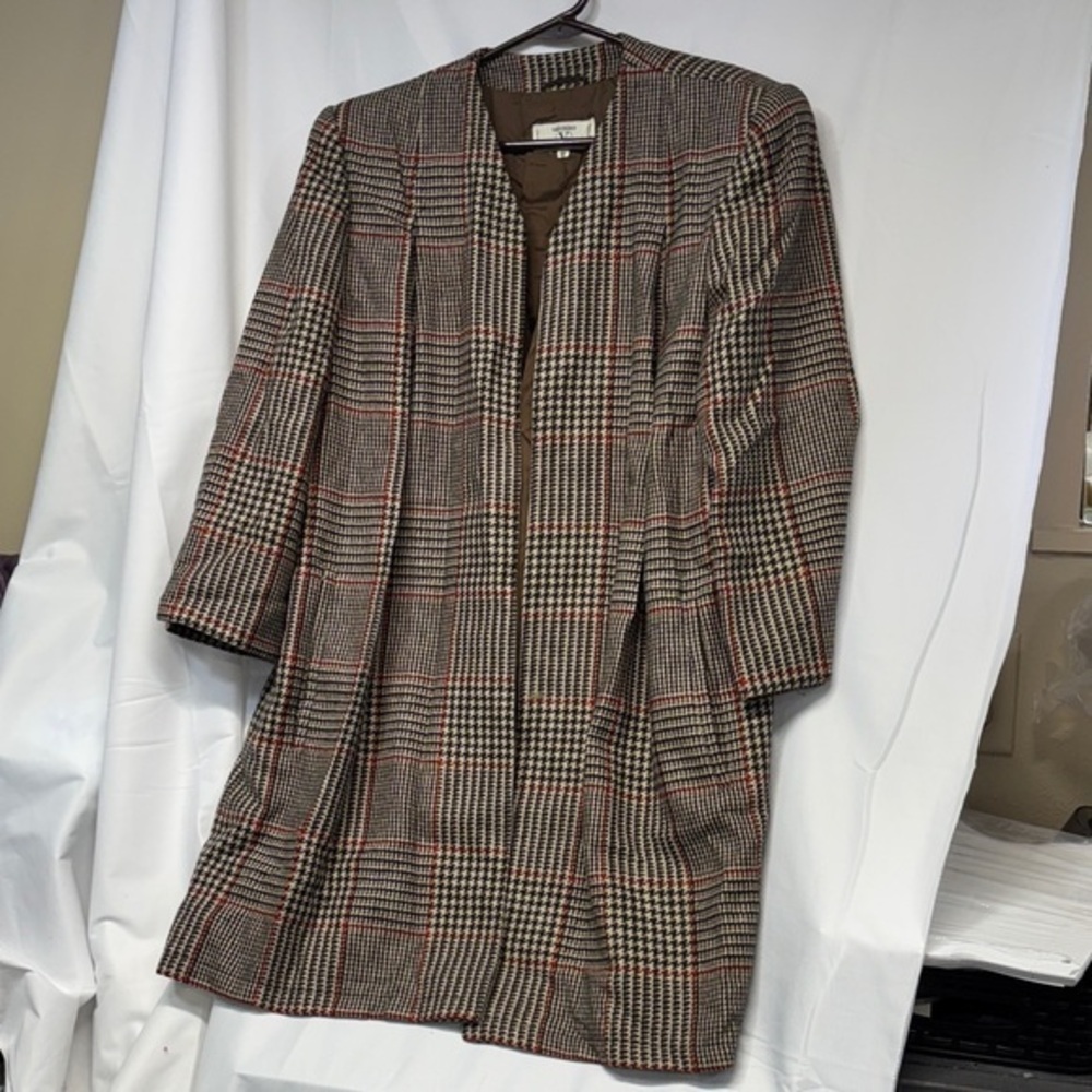 Valentino Glen plaid Brown and Red Plaid Trench lined Coat  size 42 (8)
